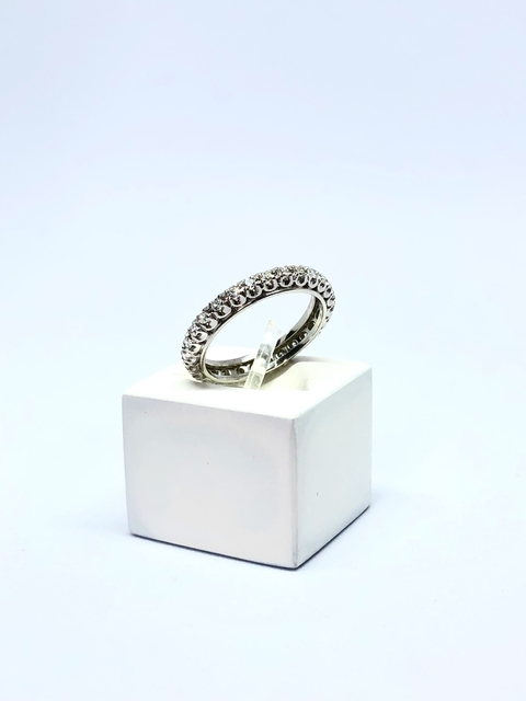 Anel Aliança em Ouro Branco e Diamante