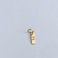 Pingente Retangular de Fé em Ouro 18k