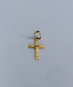 Pingente de Cruz Palito em Ouro 18k na internet