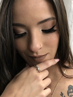 Anel em Ouro 18k com Detalhe em Ouro Branco e Diamantes - comprar online