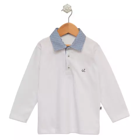 remera algodón cuello combinado