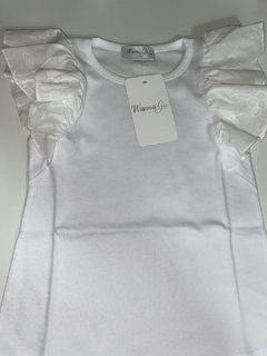 musculosa en Reeb con volados - comprar online