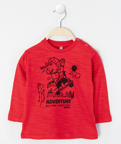 Remera flame estampada adventure