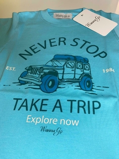 Remera Estampa camioneta en internet