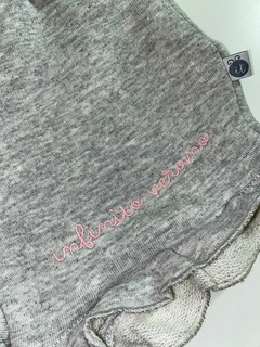 Short volados y bordado - comprar online