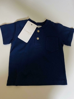 Remera cuello mao