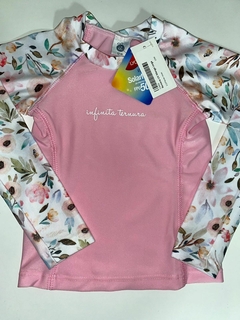Remera con filtro uv combinada