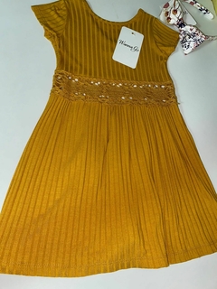 Vestido de morley, color mostaza