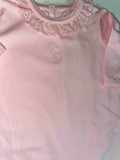 Enterio liviano con puntilla en el cuello. 0-3 meses. - comprar online