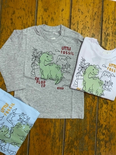 Remera dino