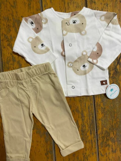 campera y pantaloncito interlock en internet