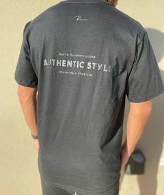 Authentic Style en internet