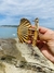 Claw Clips Beach na internet