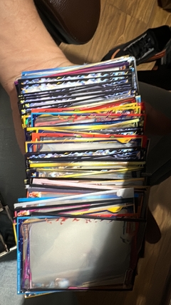 671 cartas de dragon ball héroes + 26 packs sellados Vjump + 100 slaves + binder con 25 micas - Gamebusters