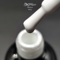 Esmalte semipermanente blanco - Angela Bresciano - comprar online
