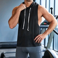 Camiseta Fit Encapuzado - comprar online