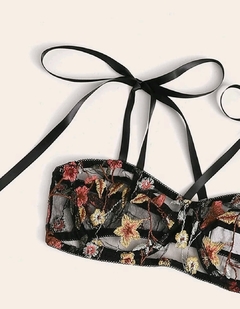 Lingerie Floral Romântico na internet