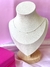 Choker bolinhas prata na internet