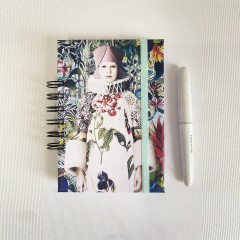 Reina Tropical- Cuaderno chico anillado - comprar online