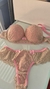 Conjunto de lingerie de renda na internet