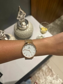 RELÓGIO ELEGANCE ROSE | MOSTRADOR BRANCO | COLEÇÃO DAILY