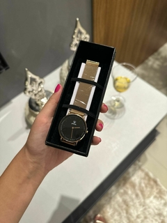 RELÓGIO ELEGANCE ROSE | MOSTRADOR PRETO | COLEÇÃO DAILY na internet
