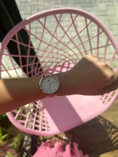 RELÓGIO CHARM ROSA COURINO | COLEÇÃO DAILY - comprar online