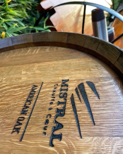 VINOTECA , CAVA EN BARRICA ORIGINAL DE ROBLE DE 225 L - comprar online