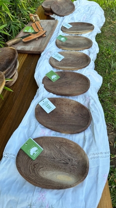 PLATOS DE ALGARROBO RÚSTICOS OVALADOS x 6 UNIDADES - tienda online