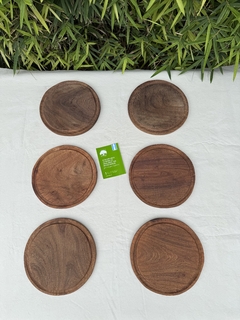 PLATOS DE ALGARROBO RÚSTICOS REDONDOS X 6 UNIDADES - comprar online