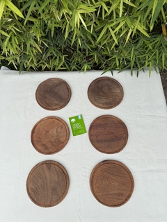 PLATOS DE ALGARROBO RÚSTICOS REDONDOS X 6 UNIDADES - tienda online