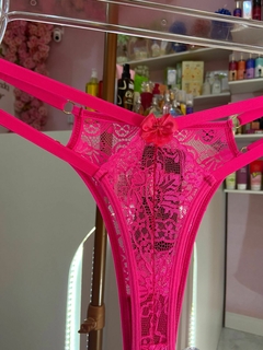 Calcinha Fio renda lateral dupla com regulagem - comprar online