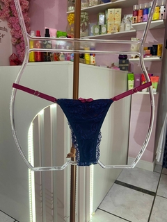 Calcinha Fio renda azul marinho com bordô