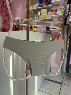 Calcinha Tanga Laser na internet