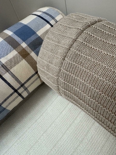Kit de Berço com Rolos em Tricot e Tecido Xadrez Exclusivo - 6 Peças - loja online