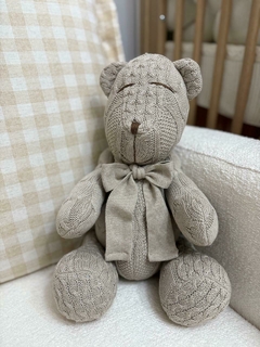 Urso em Tricot G Trança Ralph - Quartinho do Bebê
