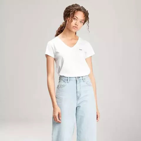 Camiseta Levi's® Perfect V Neck LB0020092