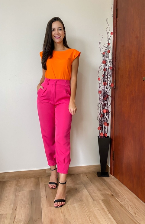 Calça de alfaiataria, Charlotte, modelo Cenoura