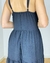 Vestido Ayla estilo midi com alças e bojo