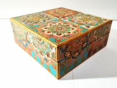 Porta Jóias Mandala Pequeno Quadrado Flocado com Aneleira Mama Gipsy