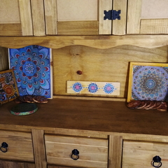 Porta Chaves decorativo 7 ganchos com mandala floral. - Mama Gipsy