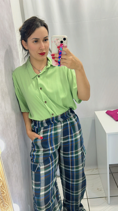 calça cargo flanela wid leg azul e verde