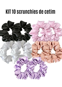 Kit 10 scrunchies de cetim simples - coloridos e estampados - lacinhos de cabelo