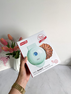 Imagem do Dash, Mini Máquina de Bolo Bundt, Aqua