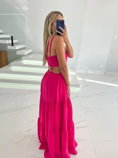 Vestido Geovana rosa na internet