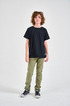 PANTALÓN CORTE CHINO QUADE VERDE