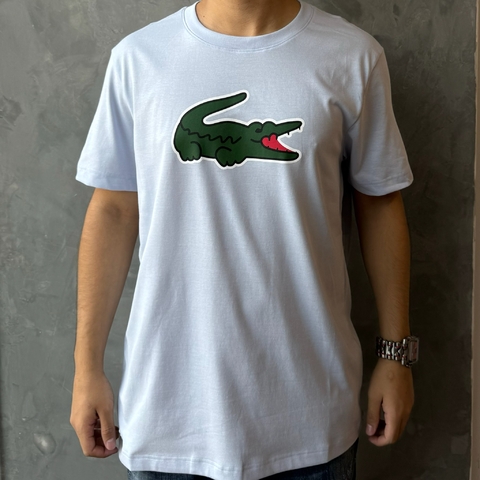 CAMISETA LACOSTE ESTAMPA CROCODILO - AZUL BEBÊ