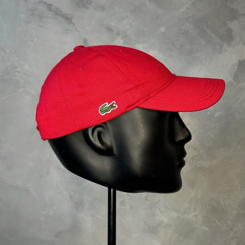 BONÉ LACOSTE GABARDINE - VERMELHO