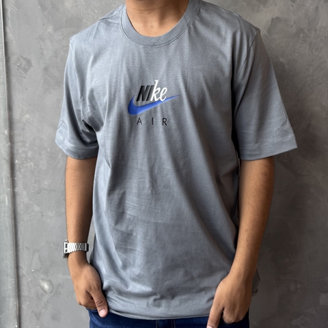 CAMISETA NIKE TEE AIR - CINZA