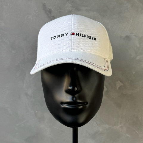BONÉ TOMMY HILFIGER SKYLINE LOGO CONTRASTANTE - BRANCO